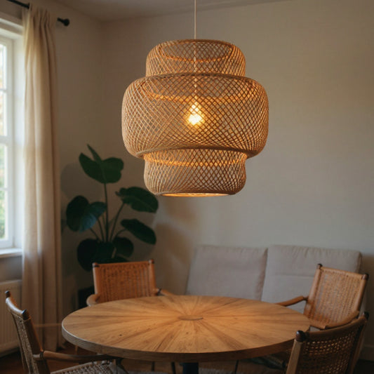 Plafonnier Osier Naturel dans un intérieur chaleureux